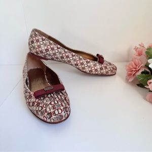 Salvatore Ferragamo Cream Burgundy Fabric Pleated Logo Bow Ballet Flats
